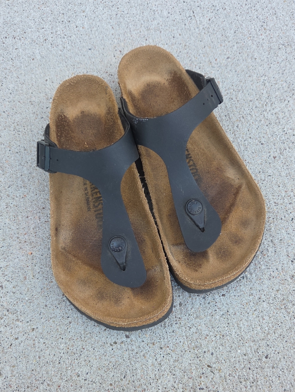 Birkenstock Black T‑strap Sandals